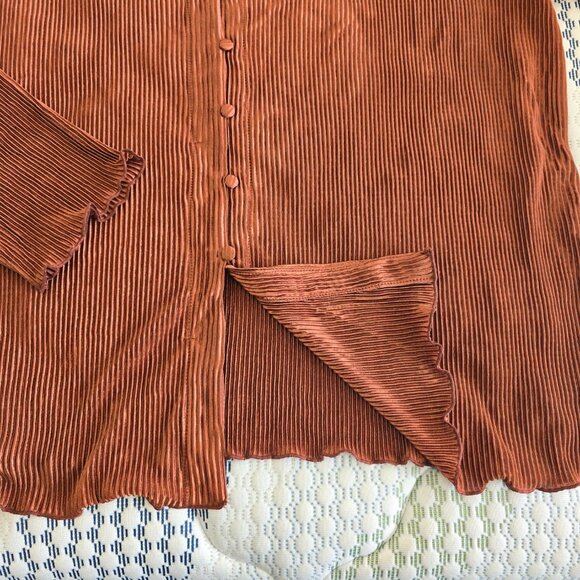 New York & Company Women's Plus Size Brown Pleated Knit Plisse Top Size 2X - Picture 6 of 10